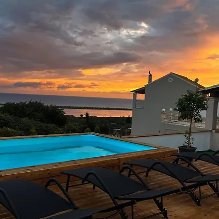 Castros Delmare Villa